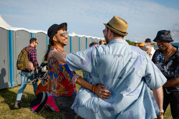 Best Porta potty rental near me  in Valrico, FL